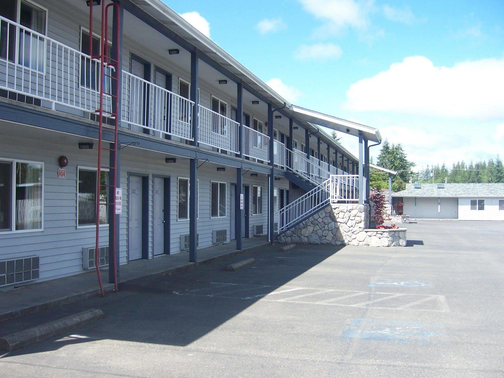 Pacific Inn Motel Forks Exterior photo